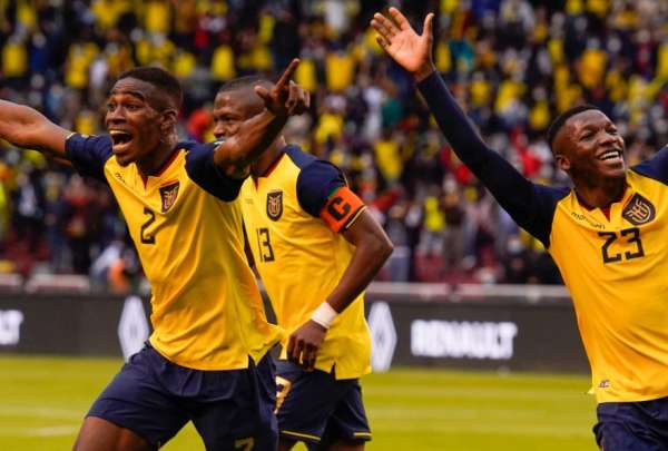 Ecuador vs Per&uacute;: alineaci&oacute;n, &aacute;rbitros y canales