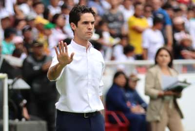 Josep Alc&aacute;cer fue asistente en los torneos europeos