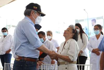 M&aacute;s 162.000 beneficiarios con la entrega de hospital en Bah&iacute;a de Car&aacute;quez