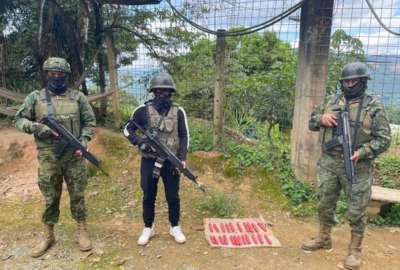 Personal del Ej&eacute;rcito retir&oacute; explosivos en Zaruma la ma&ntilde;ana de este 7 de febrero de 2024. 