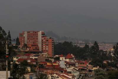 Las autoridades recomiendan precauci&oacute;n a personas sensibles y actividades limitadas al aire libre.