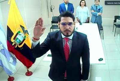 Ra&uacute;l Gonz&aacute;lez jur&oacute; en el cargo como nuevo Superintendente de Bancos. 
