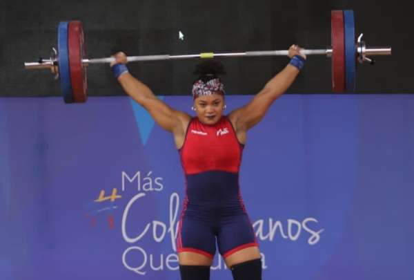 Neisi Dajomes consigui&oacute; oro y bati&oacute; r&eacute;cords en los Juegos Bolivarianos