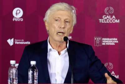 Jos&eacute; P&eacute;kerman no seguir&aacute; como DT de la Selecci&oacute;n de Venezuela