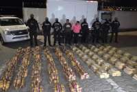 La Polic&iacute;a Nacional presume que el cargamento de marihuana tendr&iacute;a como destino el mercado local. Dos personas fueron detenidas para las investigaciones.