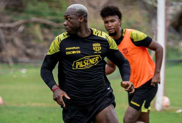 Felipe Caicedo ser&iacute;a titular ante Emelec