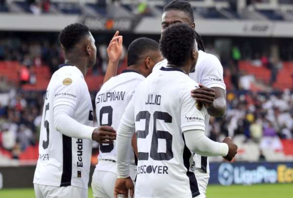 Liga de Quito recibir&aacute; a Barcelona en el Rodrigo Paz Delgado