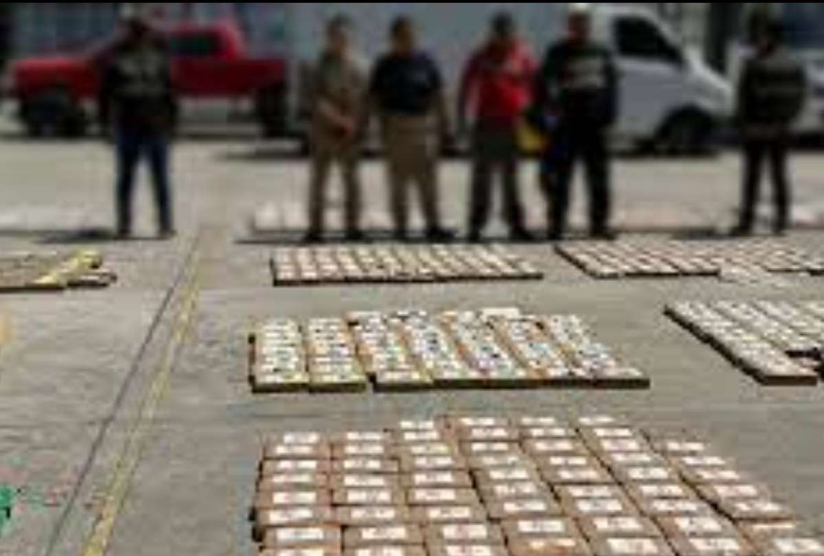 El operativo se cumpli&oacute; en la urbanizaci&oacute;n ubicada en la autopista Narcisa de Jes&uacute;s. 