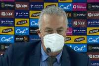 Gustavo Alfaro, DT de la Selección, durante la conferencia de prensa