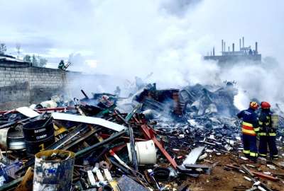 35 bomberos controlaron un incendio en Calder&oacute;n