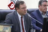 Juan Zapata, ministro del Interior, presidi&oacute; la reuni&oacute;n del COE Nacional.
