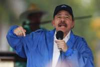 El gobierno de Nicaragua, dirigido por Daniel Ortega, clausuró la emisora Radio María y 12 organizaciones no gubernamentales, por incumplimientos legales como la falta de reportes financieros y juntas directivas vencidas.