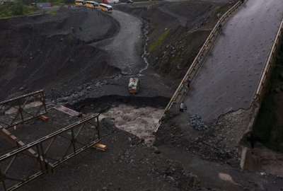 Las fuertes lluvias afectaron la v&iacute;a El Chaco-El Reventador, en Napo.