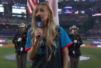 Ingrid Andress fue abucheada por el p&uacute;blico por su interpretaci&oacute;n de Star-Spangled Banner.