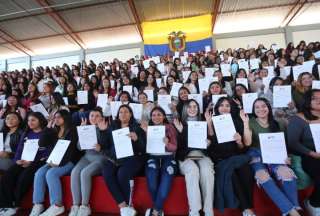 40.000 becas m&aacute;s para mujeres