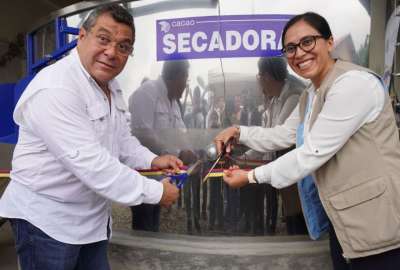 Productores recibieron insumos agr&iacute;colas.