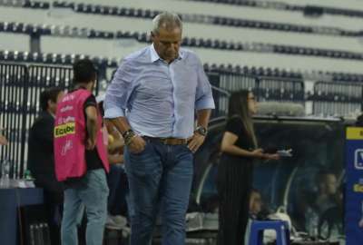 Hern&aacute;n Torres fue suspendido por tres fechas
