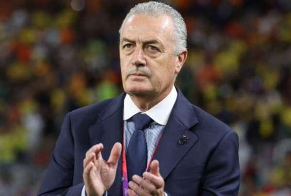 Gustavo Alfaro, &iquest;seguir&aacute; o no dirigiendo a la selecci&oacute;n del Ecuador?