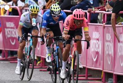Richard Carapaz consigui&oacute; un nuevo logro en Colombia. 