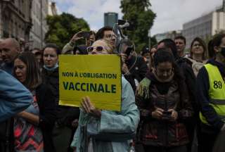 Francia y Austria se ponen m&aacute;s duros contra los antivacunas