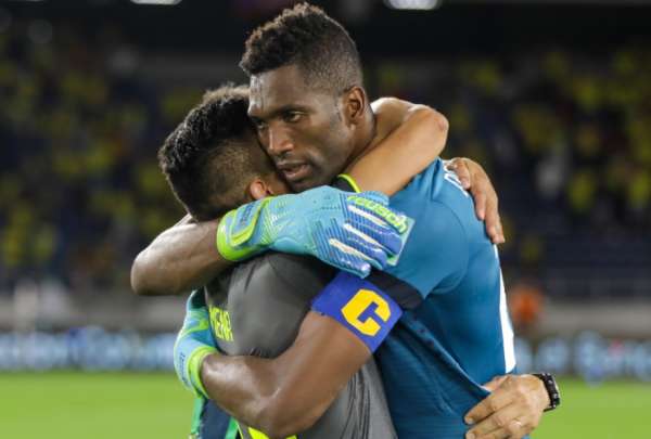 Alexander Dom&iacute;nguez se recupera del covid-19 para sumarse a la convocatoria con Ecuador